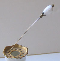 hatpinwhite