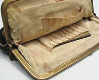 purseinside200