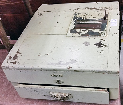 A Boxy Cash Register To Keep Employees Honest Auction Finds