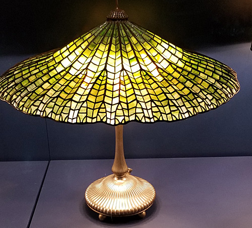tiffany lampshade.
