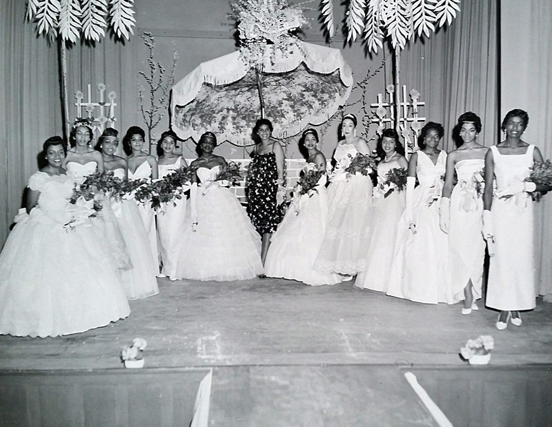 Photo by black photographer of African American women in gowns by Jimmy Baynes, Cleveland, OH. 